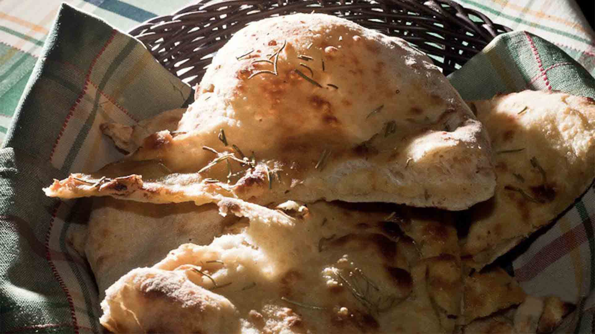 La nostra amata focaccia con rosmarino